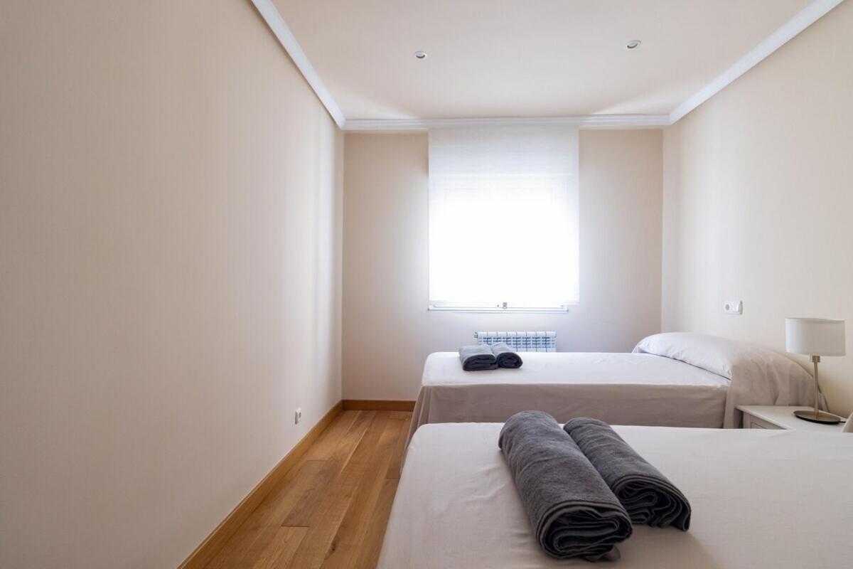 Apartamento Centro Gijon Con Parking Exterior photo