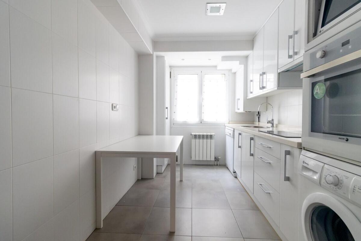 Apartamento Centro Gijon Con Parking Exterior photo