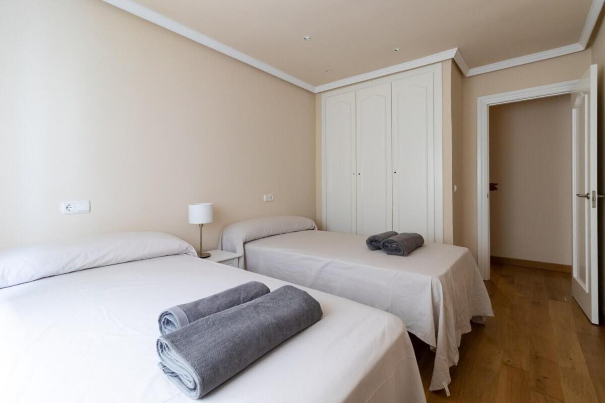 Apartamento Centro Gijon Con Parking Exterior photo