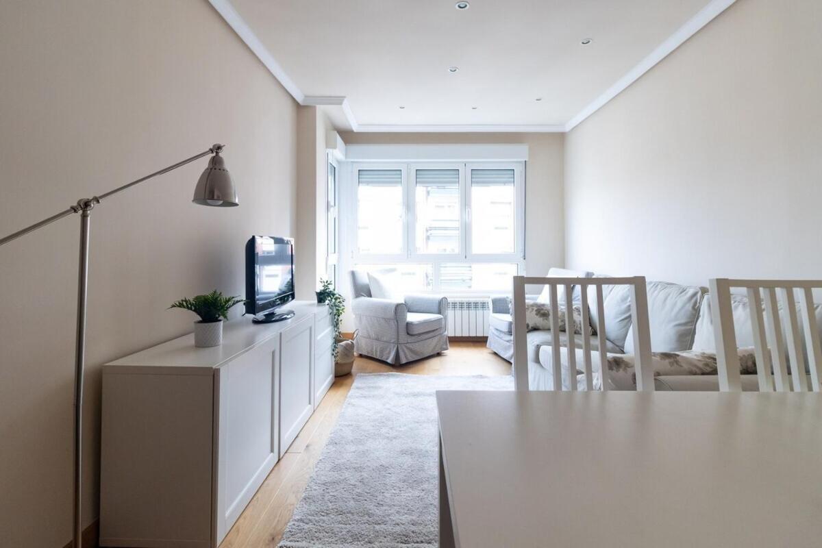 Apartamento Centro Gijon Con Parking Exterior photo