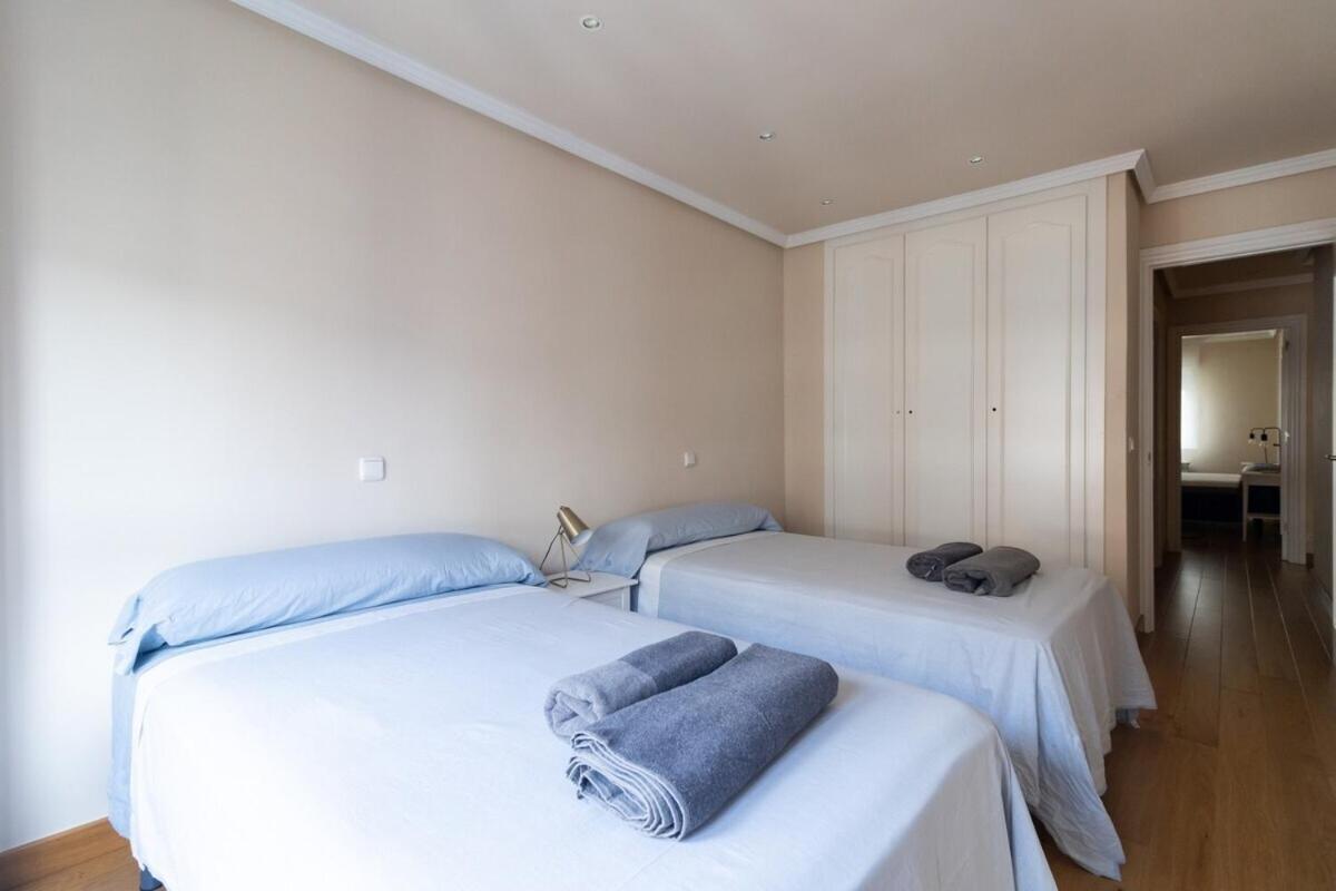 Apartamento Centro Gijon Con Parking Exterior photo