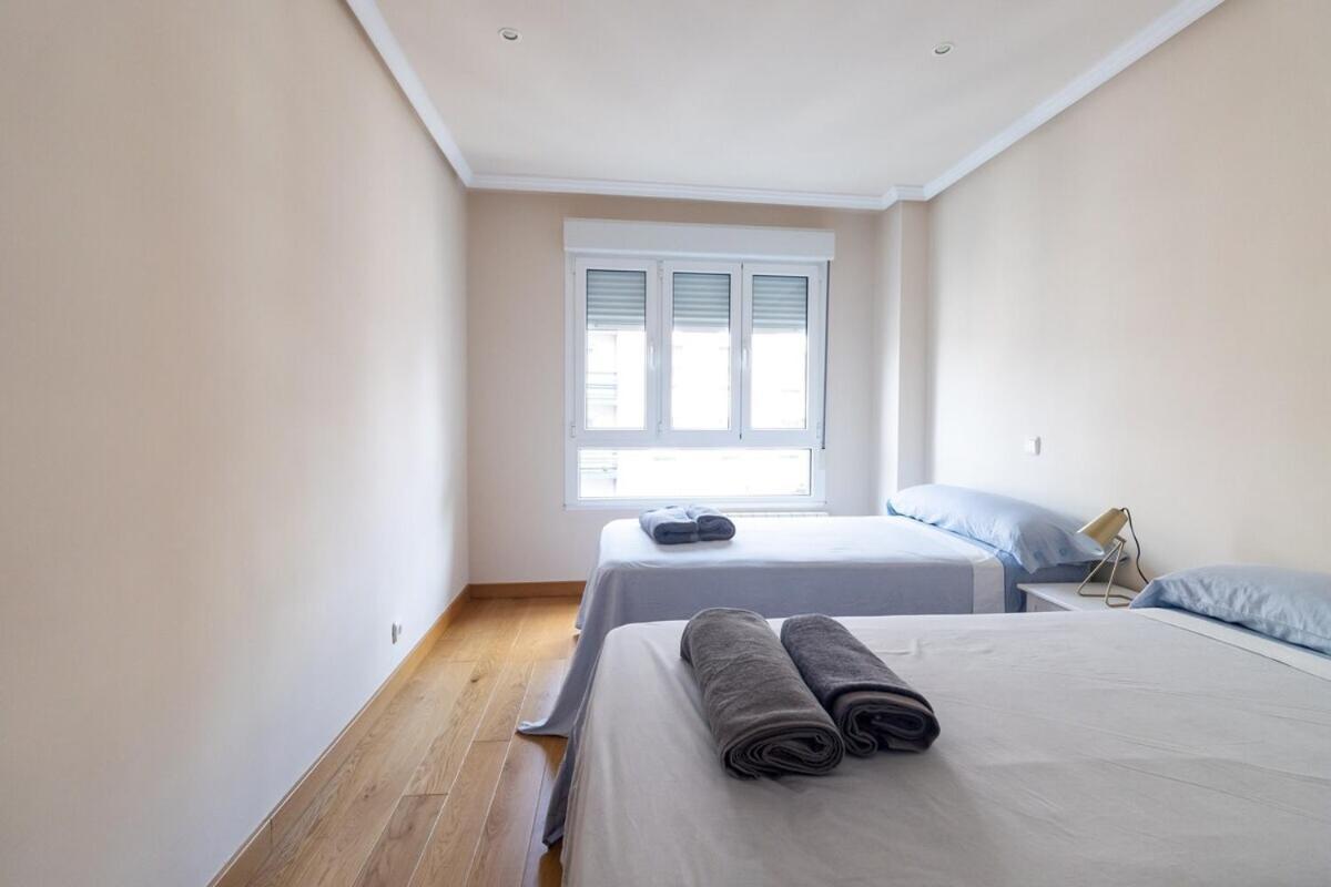 Apartamento Centro Gijon Con Parking Exterior photo
